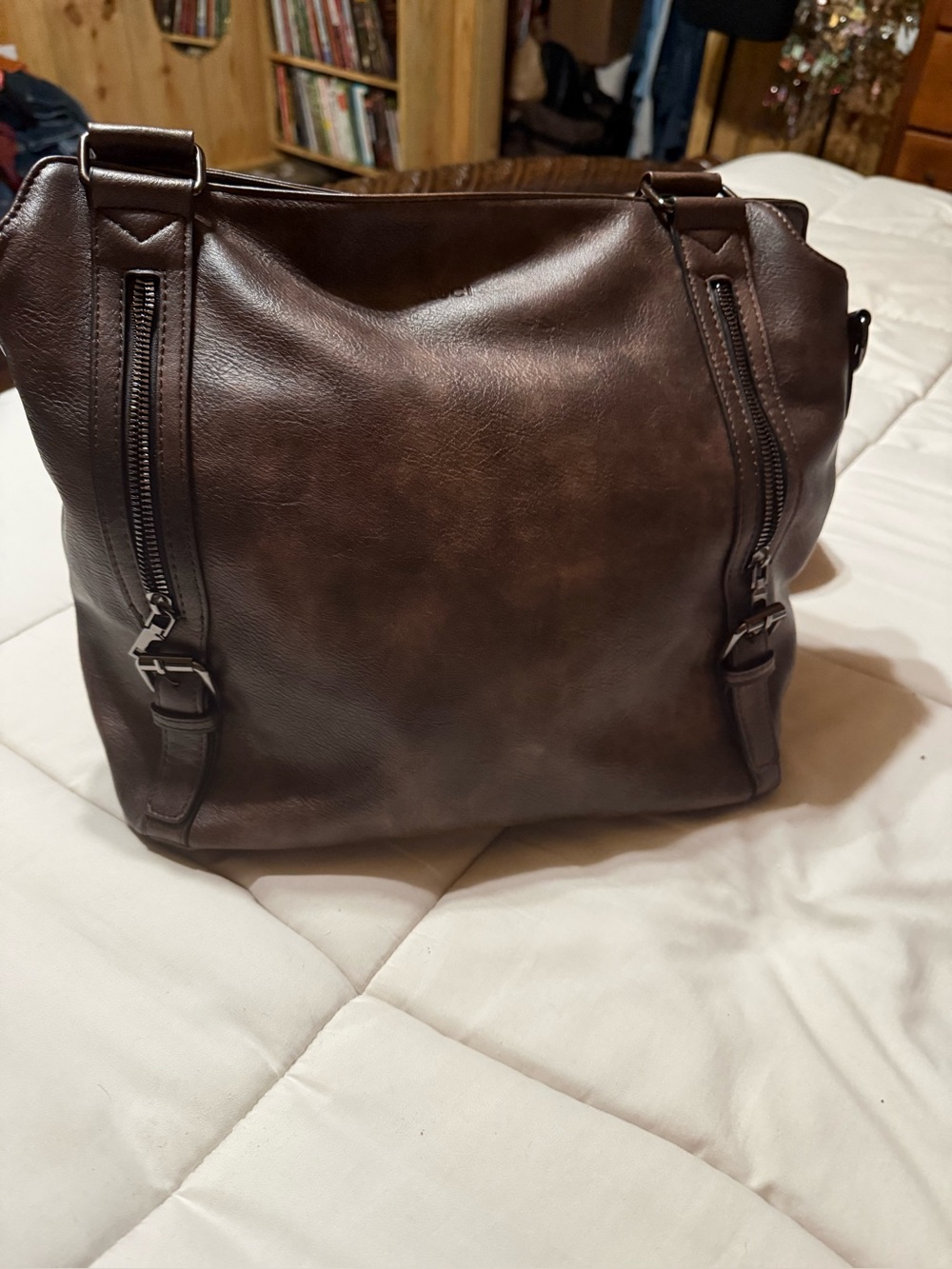 Cluci Metallic Brown Leather Hobo Bag